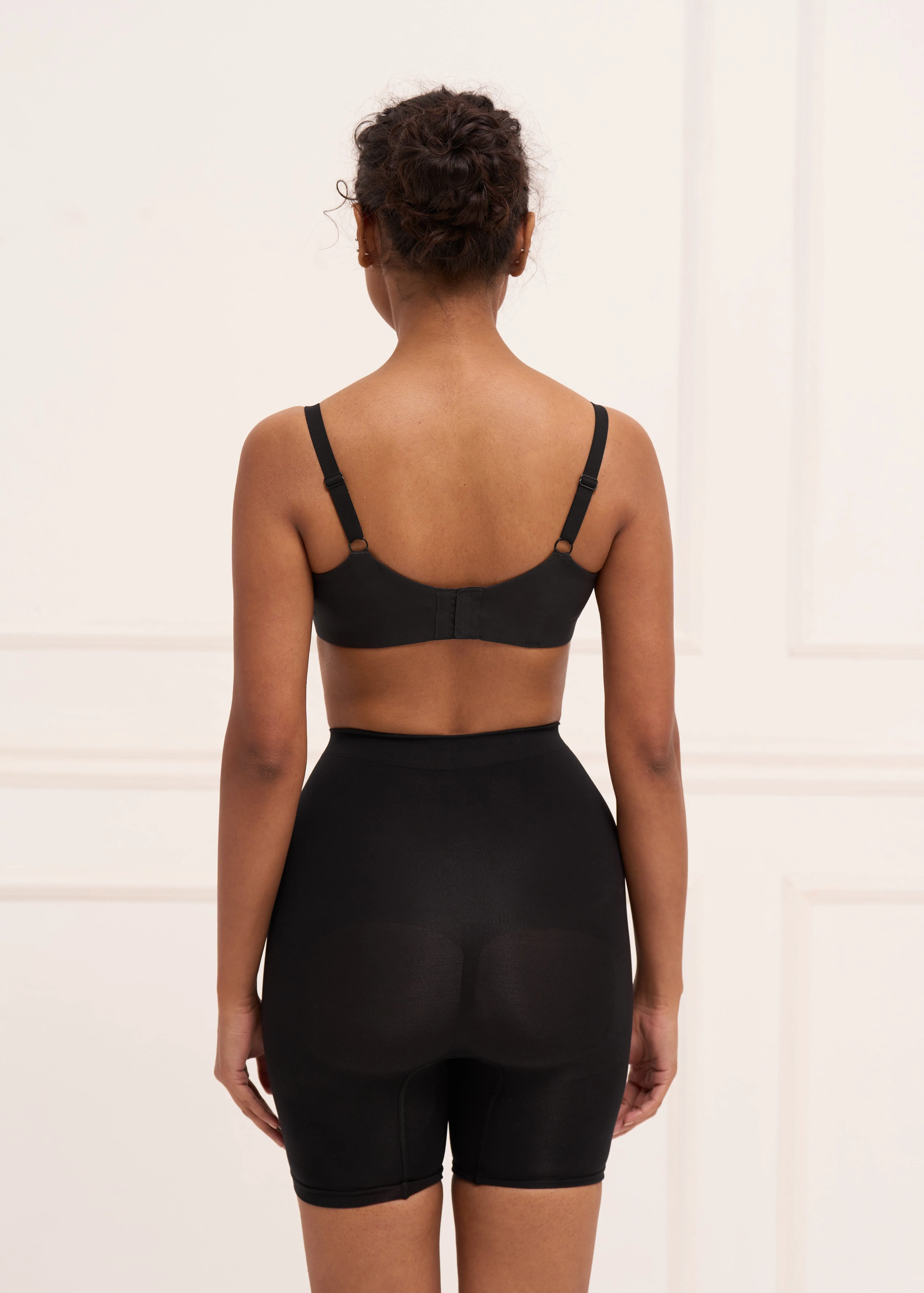 Mid Waist Butt Lifting Shorts - Image 8