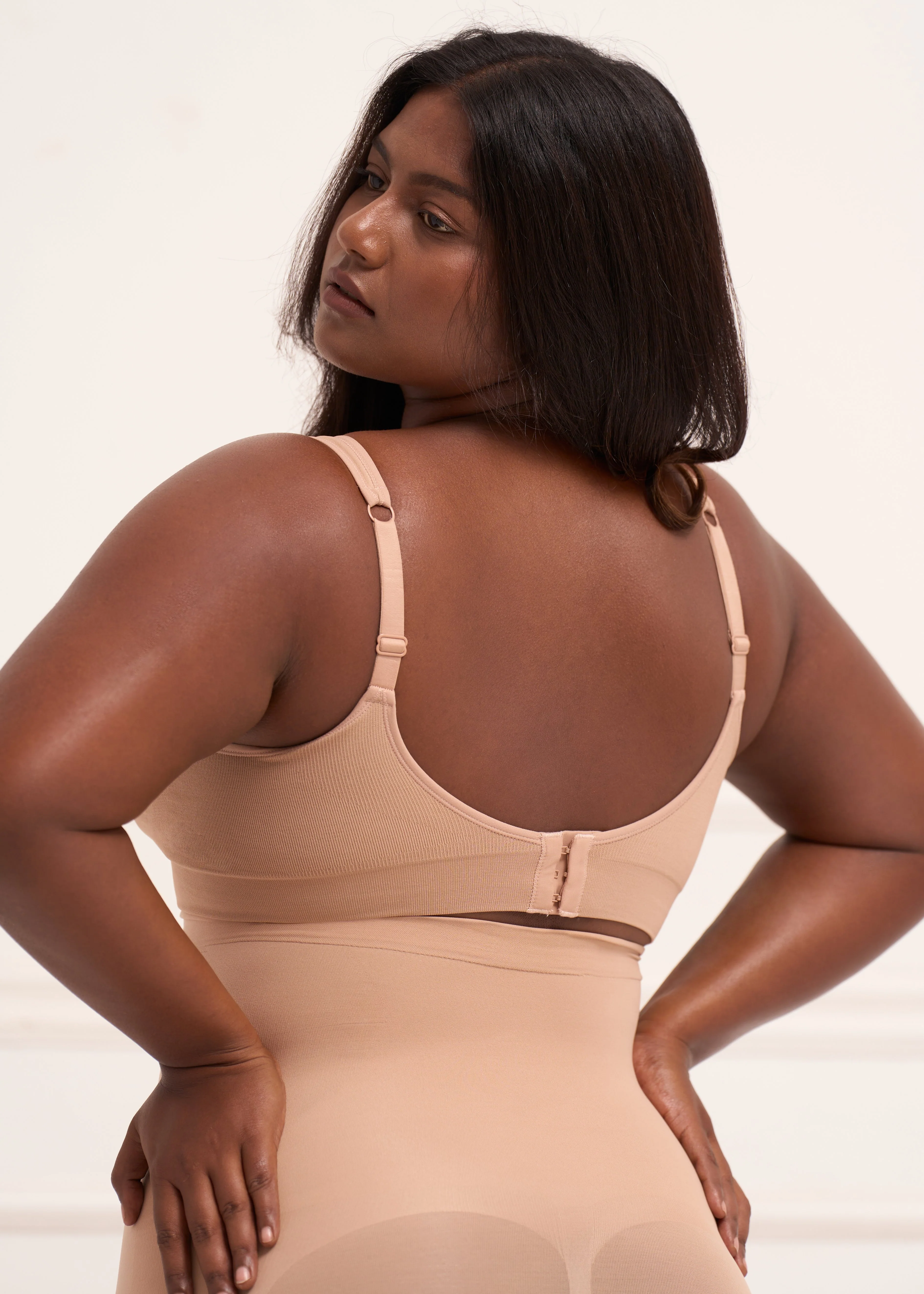Padded All Day Bra - Lightly Padded Wireless T Shirt Bra with Full Coverage - Image 4
