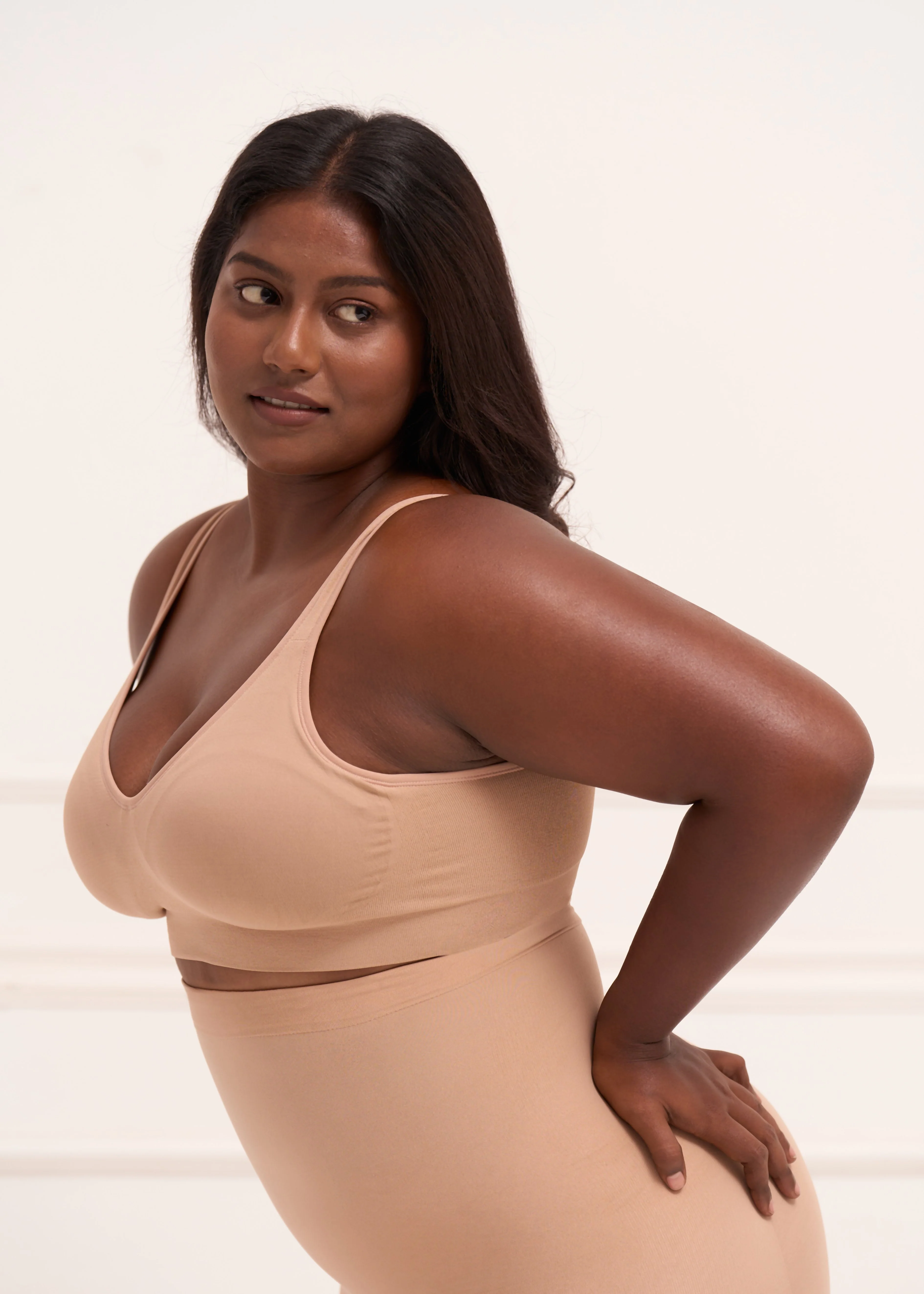 Padded All Day Bra - Lightly Padded Wireless T Shirt Bra with Full Coverage - Image 5
