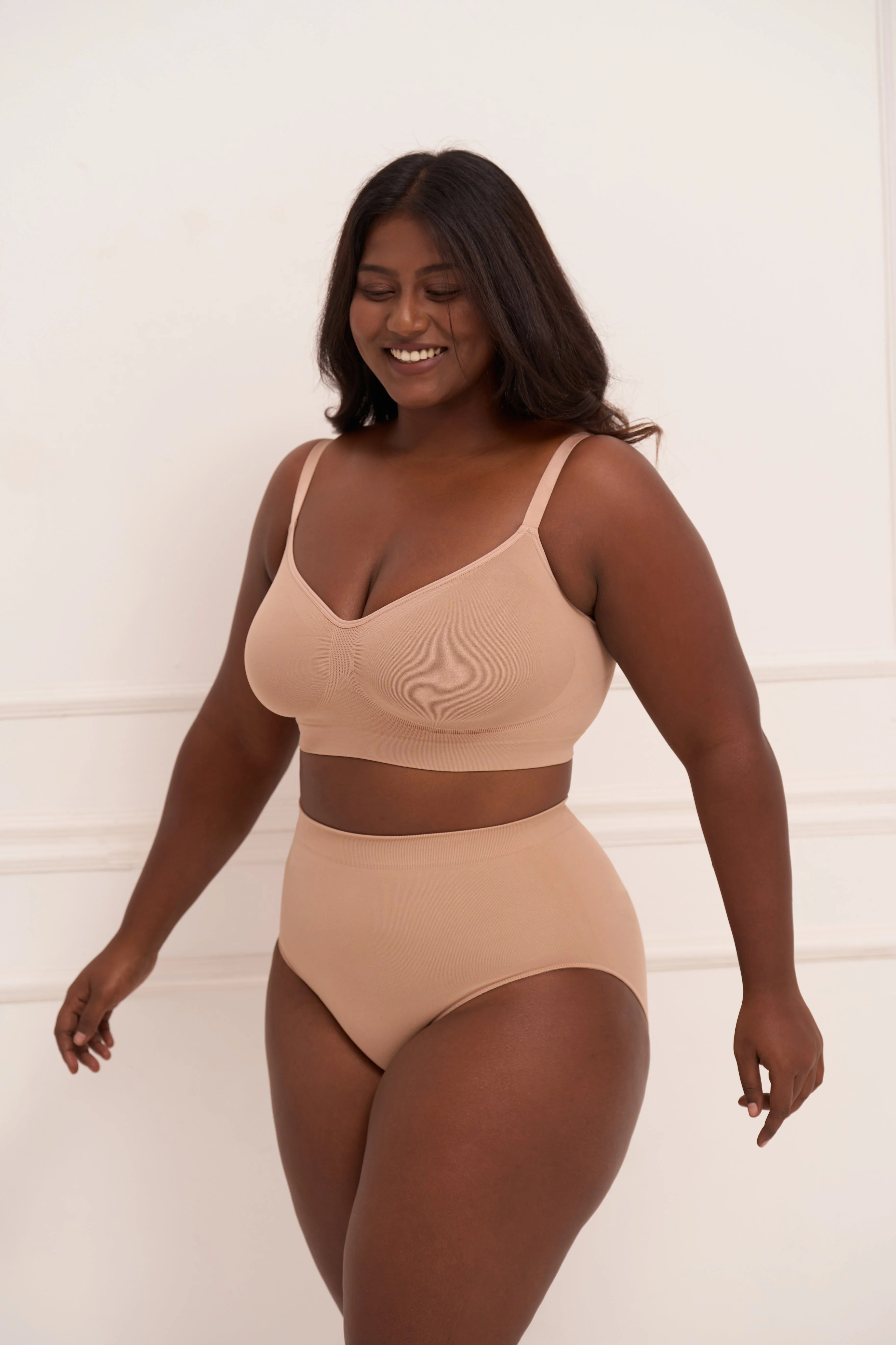 Wireless Shaping Bra - Seamless Non-Padded Wireless T Shirt Bra with Full Coverage - Image 16