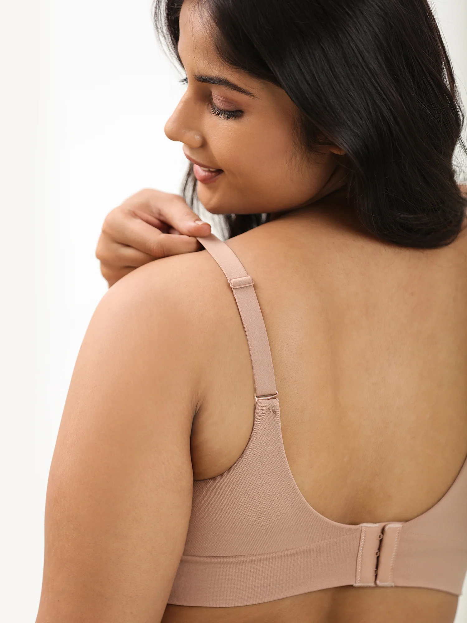 Wireless Support Bra - Non-Wired T-Shirt Bra with Full Coverage Support - Image 14