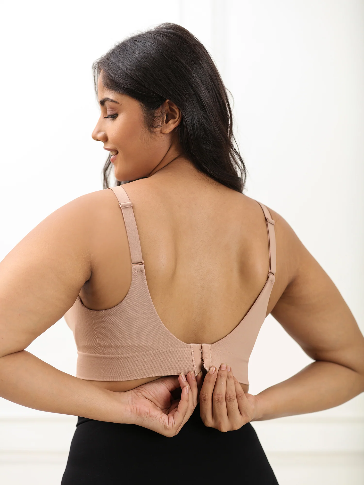 Wireless Support Bra - Non-Wired T-Shirt Bra with Full Coverage Support - Image 15